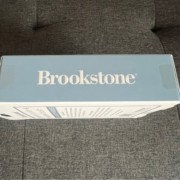 Brookstone Silver Eyelash Curler and Blue Eyebrow Brush Set - Picture 4 of 5